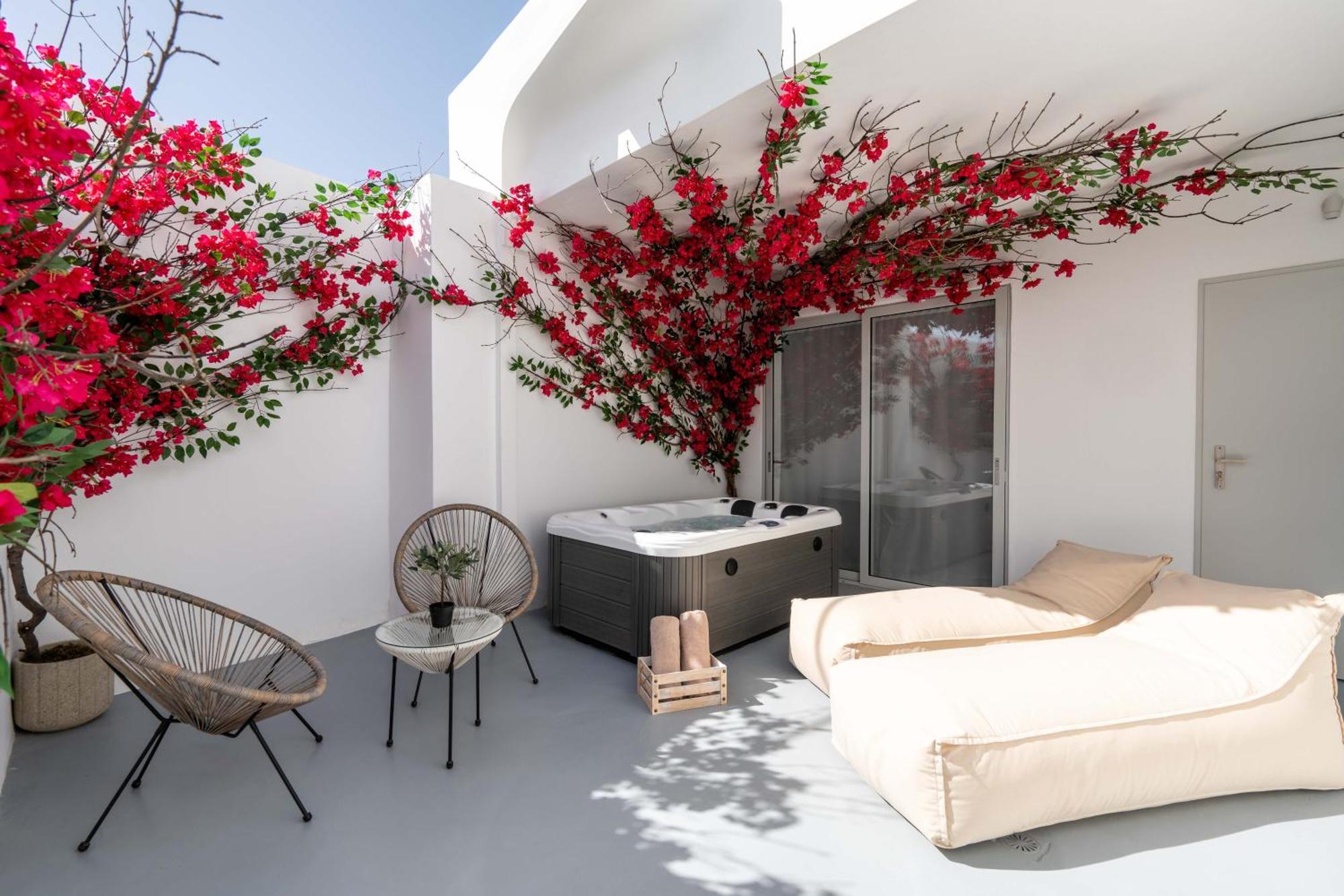 Cycladic Suites & Spa Fira  Exterior foto
